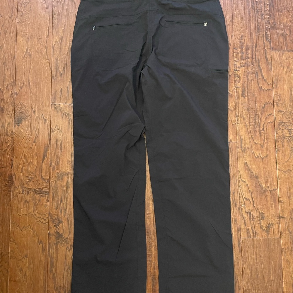 NWT LL Bean Water Repellant Comfort Fit Trail Straight Leg Pants - Picture 12 of 16